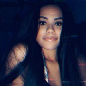 Meet your Posher, Brianna